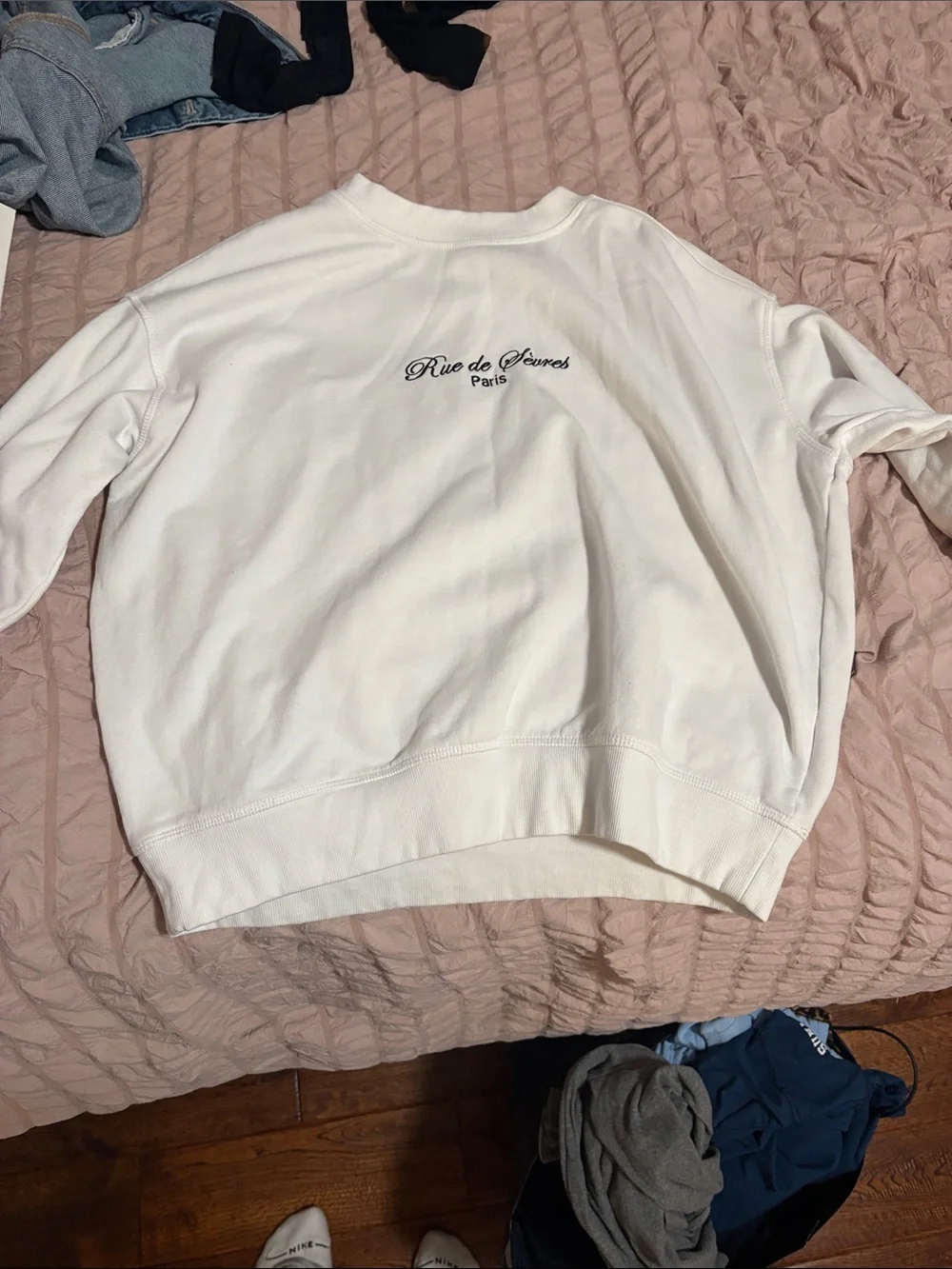 H&M White 'Rue de Sevres Paris' Pullover Sweatshirt